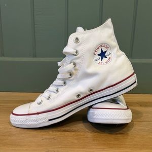 Chuck Taylor All Star High Top Converse Shoes - Women’s 10 Men’s 8
